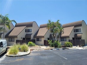 Building Photo - 1170 Lake McGregor Dr