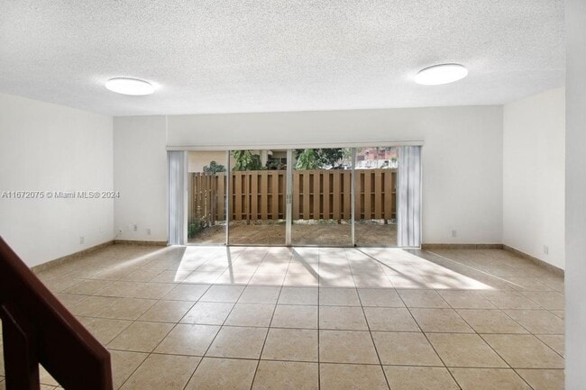 Building Photo - 8206 NW 9th Ct