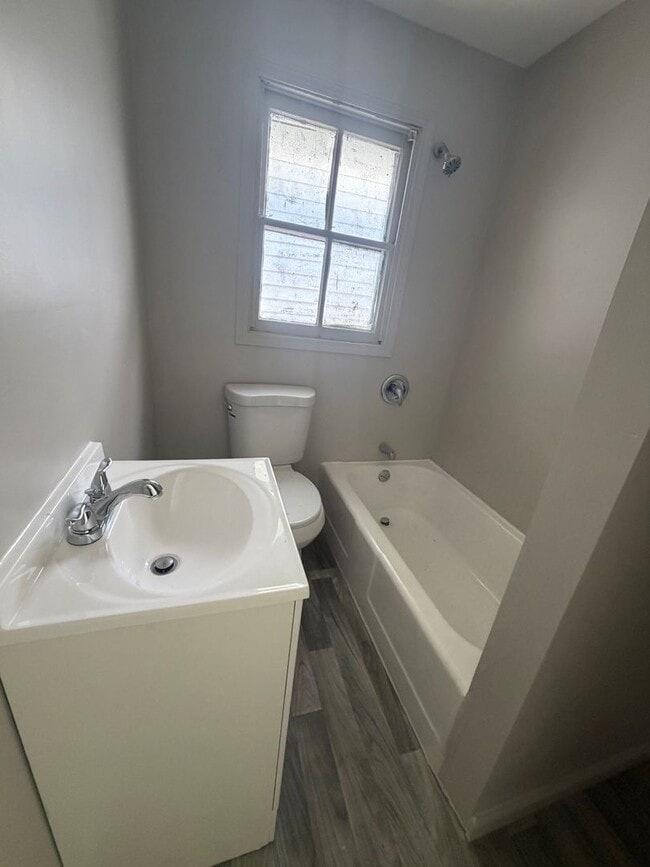 Foto del edificio - FOR RENT in LAFAYETTE!