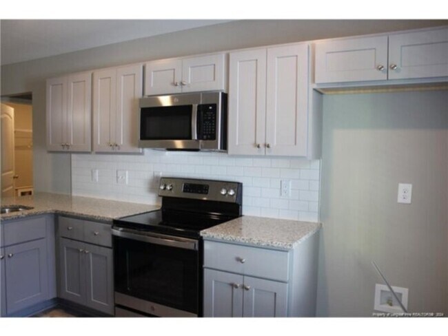 Building Photo - 3203 Sperry Branch Way