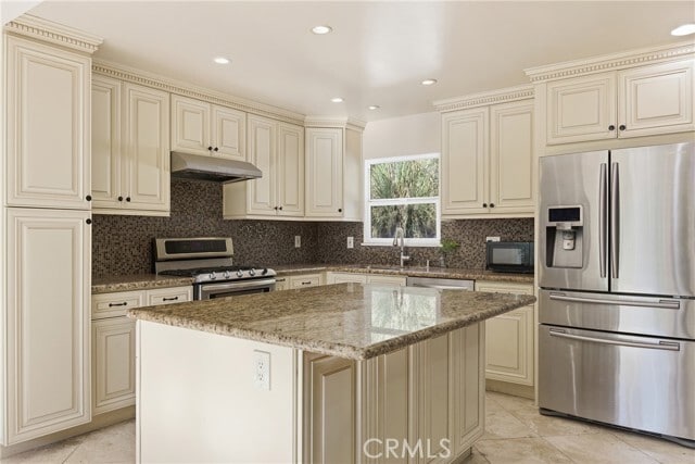 Building Photo - 8123 Amor Rd