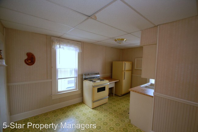 Foto del edificio - 312 E Washington St
