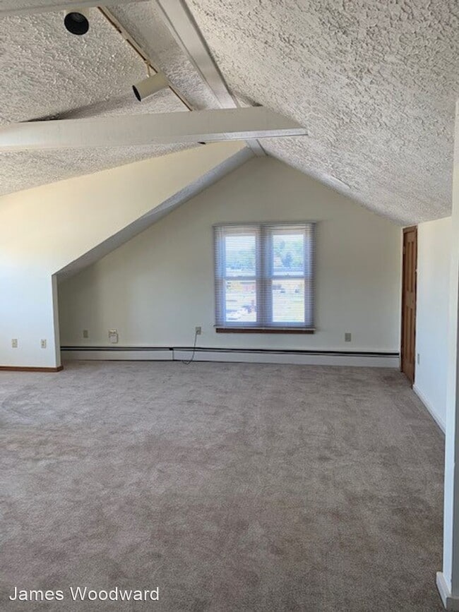 935 Main St, Branford, CT 06405 Room for Rent in Branford, CT