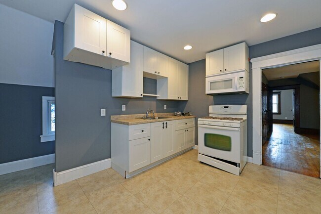 Foto del edificio - 2630 Grand St NE