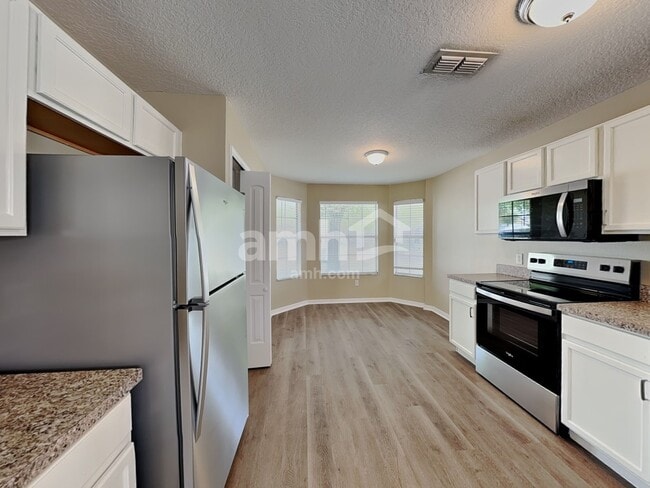 Foto del edificio - 227 Sikes Ct