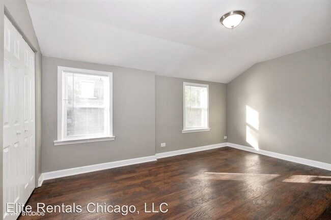 Building Photo - 3 br, 2 bath House - 2122 E. 97th St.