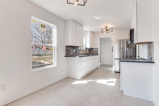 Foto del edificio - 2503 Stovall Dr