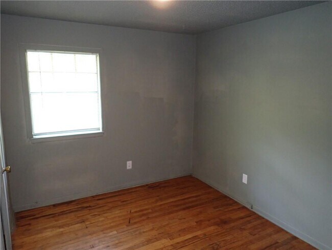 Foto del edificio - 3427 Stovall St