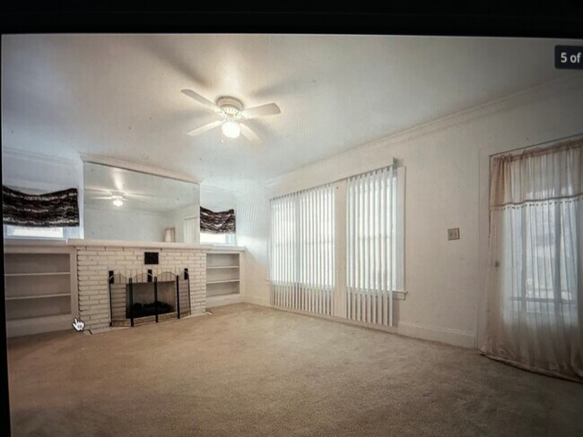 Foto del edificio - 16501 Nicholas Ave