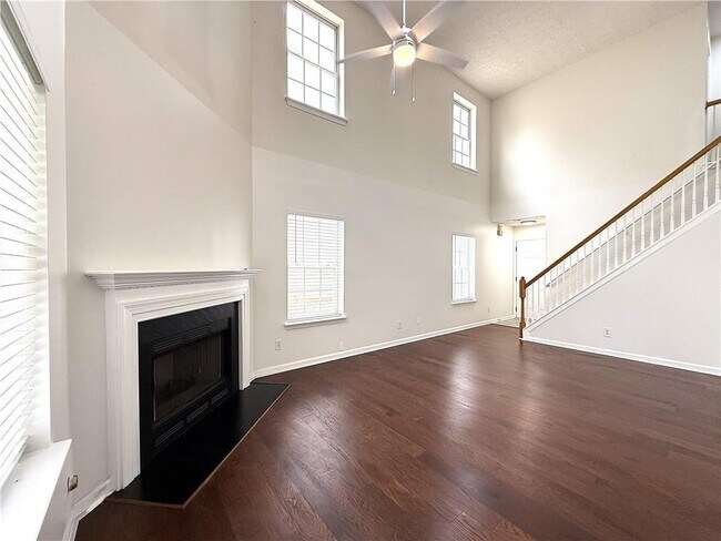 Foto del edificio - 2150 Lexington Ln