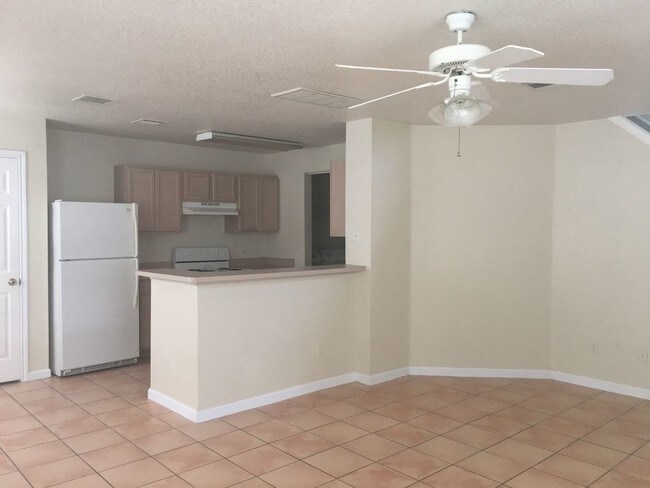 Building Photo - Luxury 3BR/3.5BA Duplex
