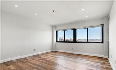 Foto del edificio - Colonial Point Apartments