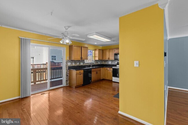 Building Photo - 6607 Rumfire Ct
