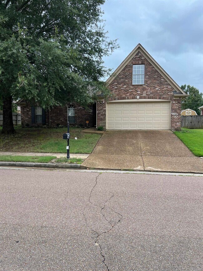 Building Photo - 9837 Oldham Dr