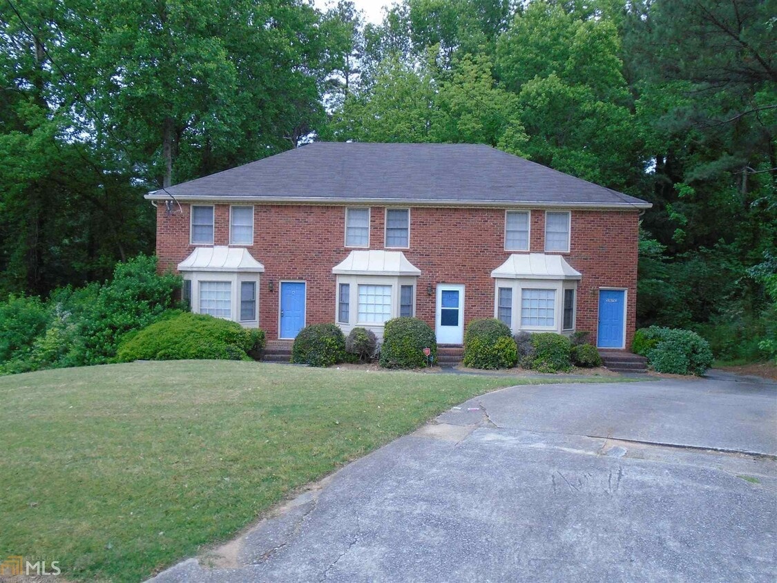 Primary Photo - 5307 Weyden Trail
