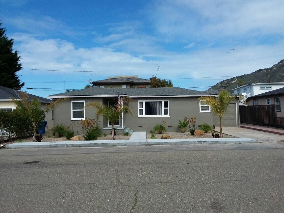 220 Castaic Ave, Pismo Beach, CA 93449 House Rental in Pismo Beach