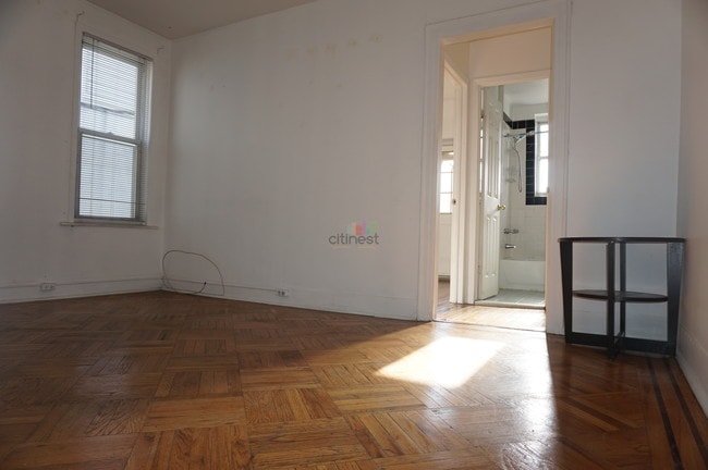 Building Photo - 578 17th St