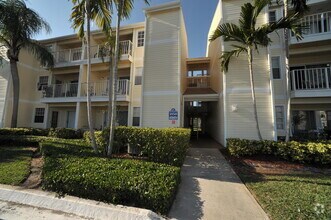 Building Photo - 1850 Charlesmont Dr