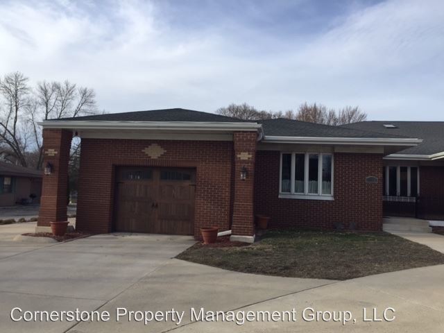 Foto principal - 3 br, 3 bath House - 1922 Floral Avenue