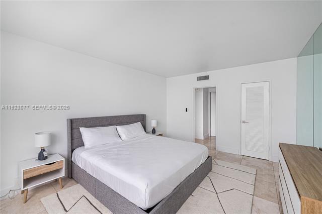 Foto del edificio - Mirador 1000 Condo