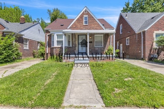 Building Photo - 13669 Pfent St