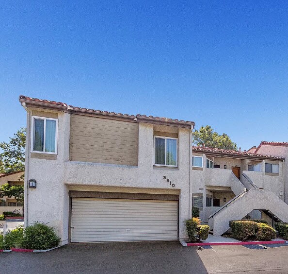 Foto principal - 3210 Darby St