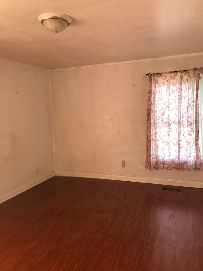 Building Photo - 8916 Kaprun Ct
