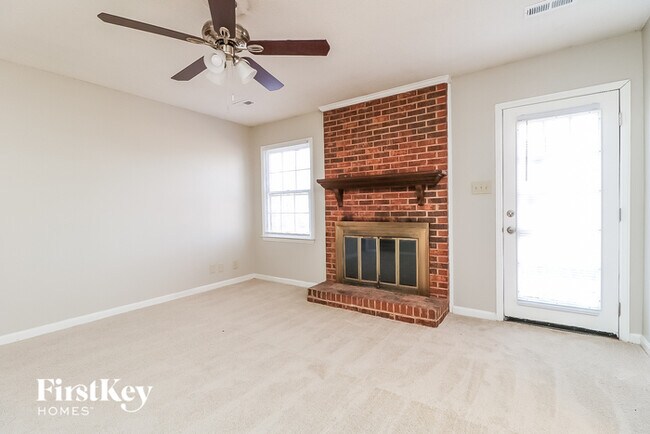 Building Photo - 5312 Carolwood Dr