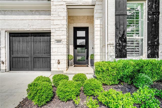 Foto del edificio - 4809 Latour Ln