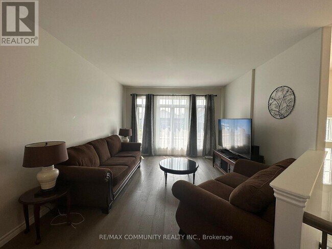 Photo du bâtiment - 119 Gavey St