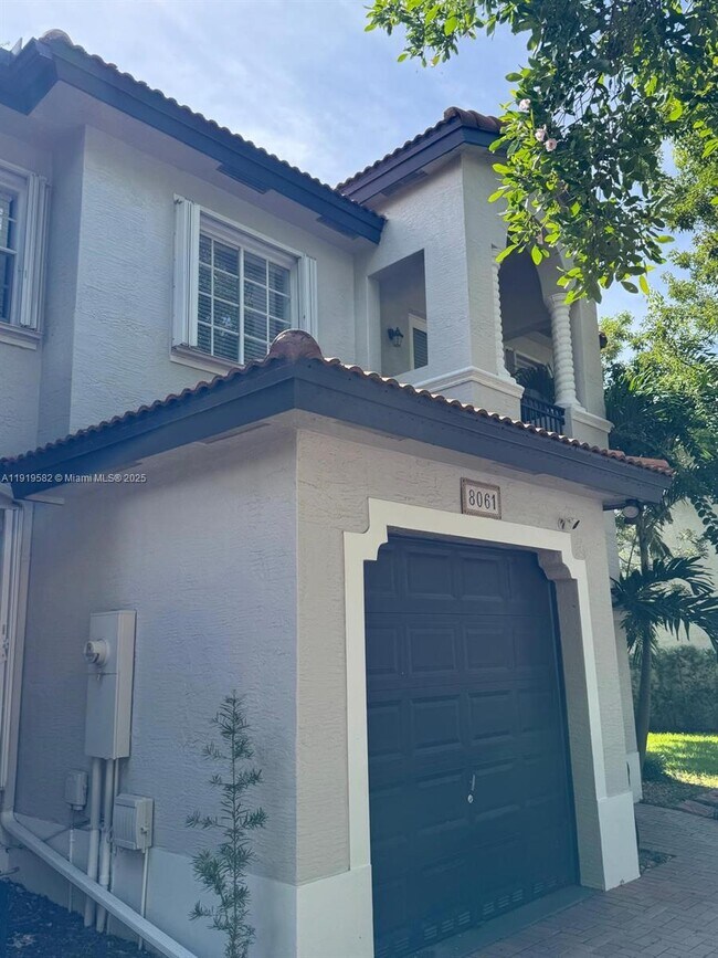 Foto del edificio - 8061 SW 119th Ct