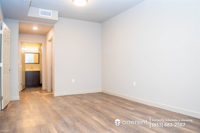 Building Photo - 100 Baden Ave