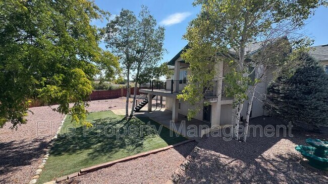 Foto del edificio - 629 W Kenosha Dr
