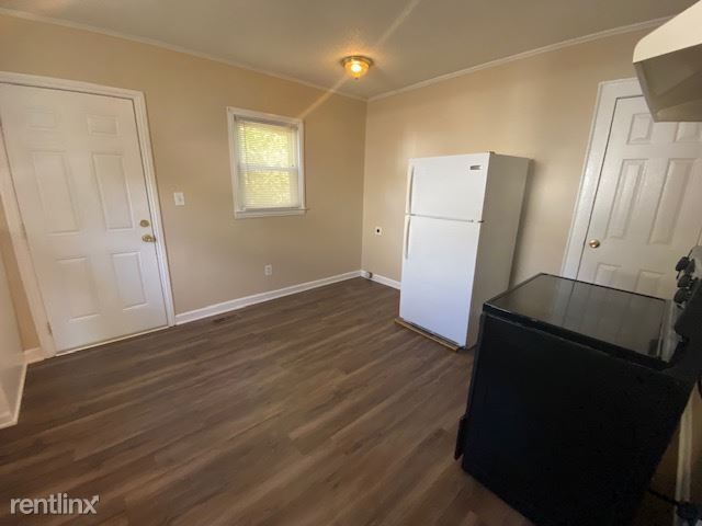 Building Photo - 2 br, 1 bath House - 112 Concord St