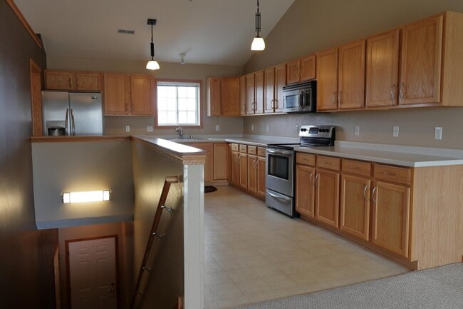 Building Photo - Spectacular 3 Bedroom Condo in Mount Pleasant
