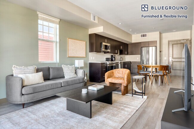 Foto del edificio - 920 Bayswater Ave