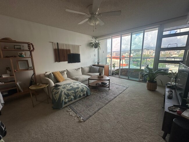 Livingroom - 1133 Waimanu St