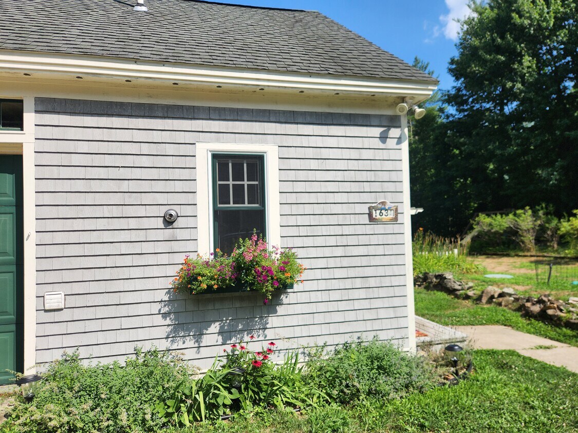 Primary Photo - 163 Branch Rd