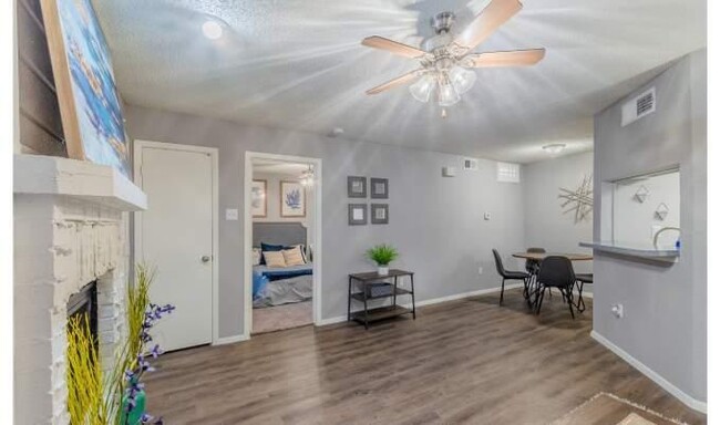 Building Photo - 2 bedroom in Garland TX 75043