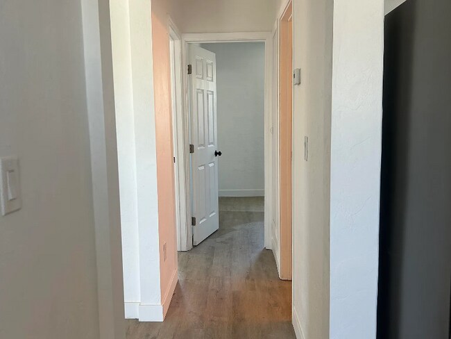 Foto del edificio - 3243 E Camden St