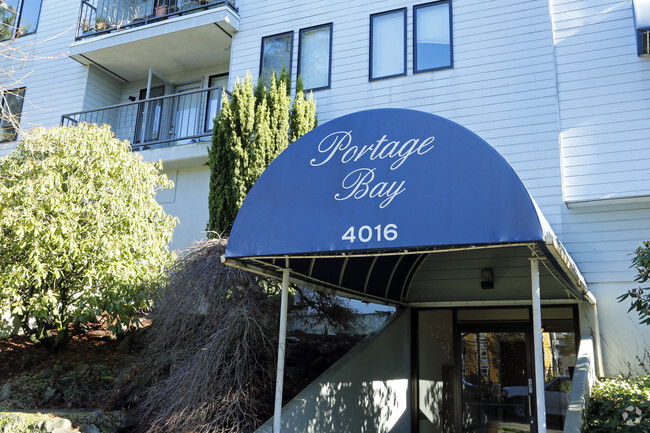 Foto del edificio - Portage Bay