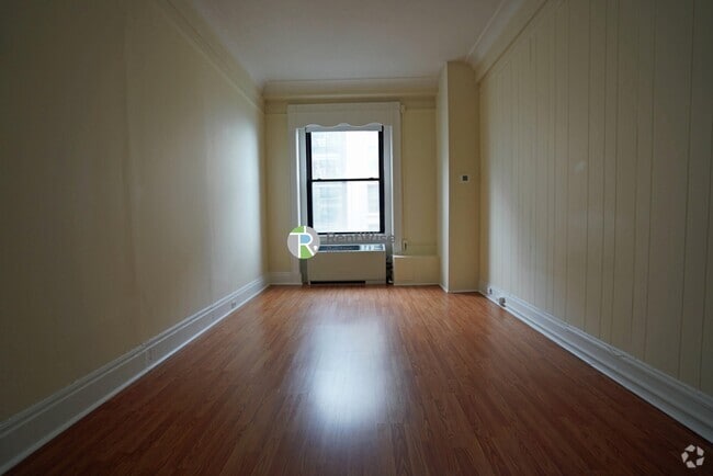 Building Photo - 62 Boylston St