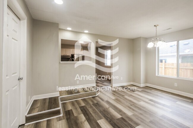 Foto del edificio - 1731 N Alton Ave