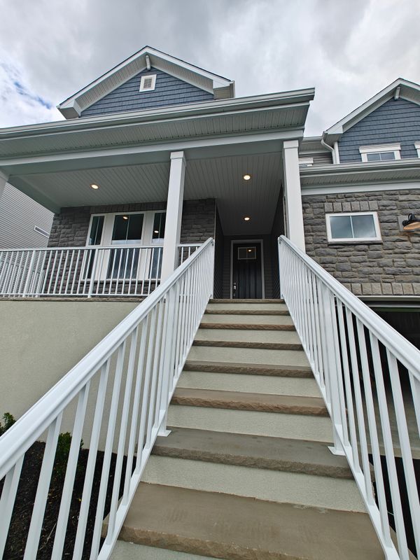 Building Photo - 9 Devon Dr