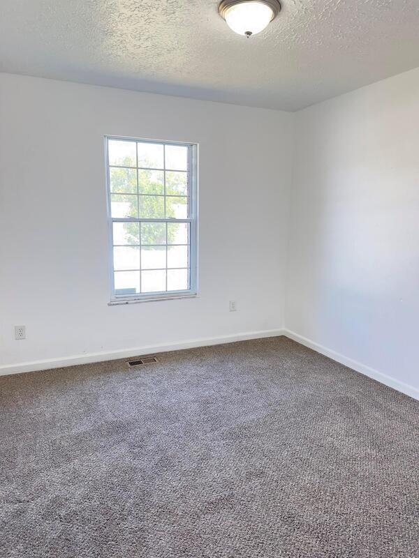 Foto del edificio - 3305 Carpenter Avenue