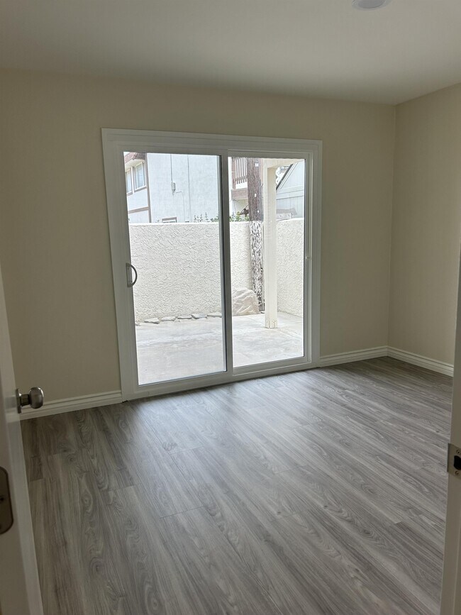 Building Photo - 109 Glendale Ave