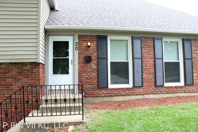 Building Photo - 4 br, 2.5 bath House - 30 E 106Th St