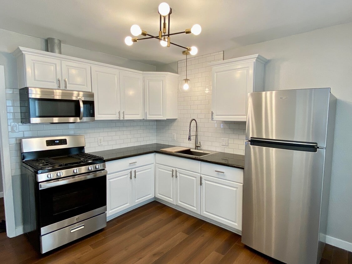 Newly Renovated Kitchen - 1209 Neola St
