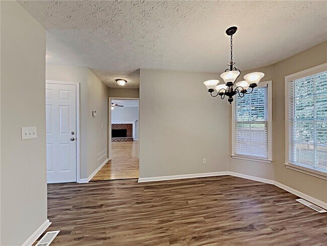 Foto del edificio - 1417 Emerald Pine Ct