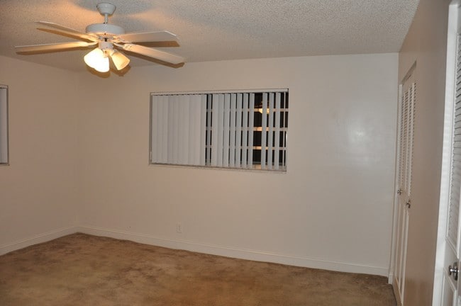 Building Photo - 22521 SW 66th Ave
